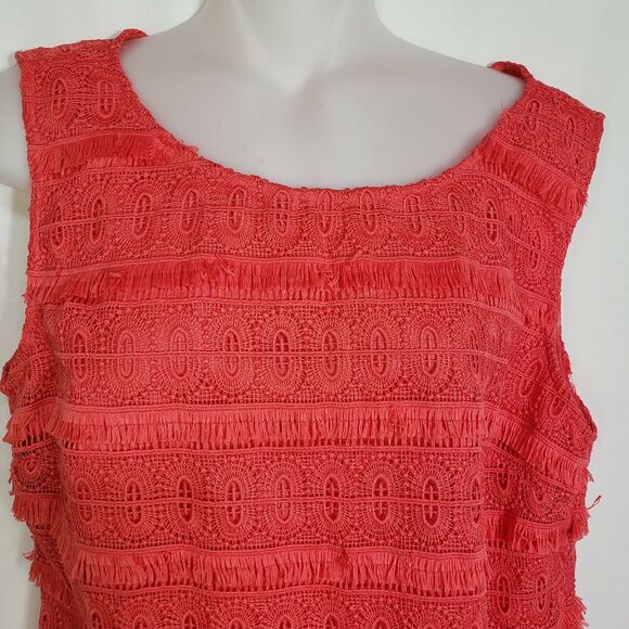 Talbots Top Womens Sz 10 Coral Fringe Sleeveless Crochet Lace Shell Blouse Tiere - Picture 3 of 10
